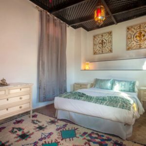 Riad à Marrakech et Lodge dans le désert d'Agafay